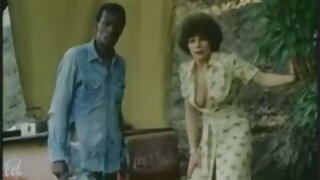 Nelly Sullivan i Nao ...